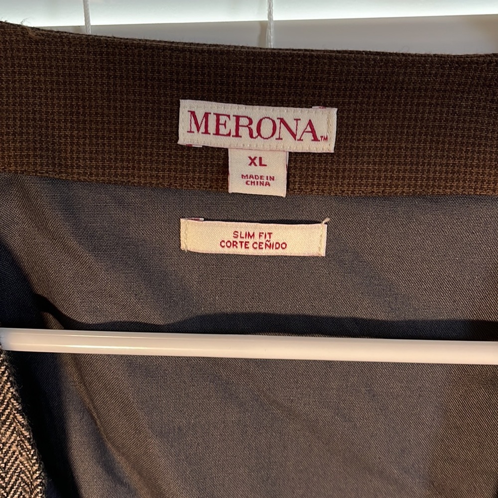 Best - Picture 2 of 2